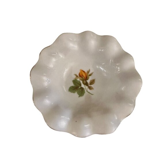 Vintage Rare Yellow Rose design Porcelain Footed Dish Sarah small trinket - Picture 1 of 8